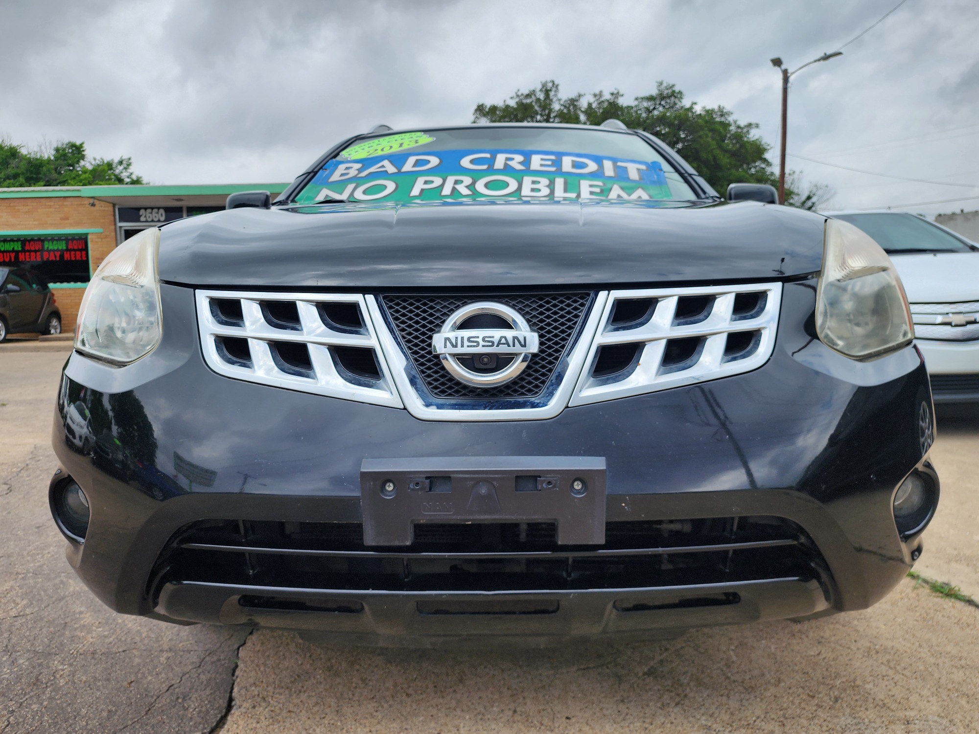 2013 BLACK Nissan Rogue SL (JN8AS5MT0DW) with an 2.5L L4 DOHC 16V engine, Continuously Variable Transmission transmission, located at 2660 S.Garland Avenue, Garland, TX, 75041, (469) 298-3118, 32.885551, -96.655602 - Welcome to DallasAutos4Less, one of the Premier BUY HERE PAY HERE Dealers in the North Dallas Area. We specialize in financing to people with NO CREDIT or BAD CREDIT. We need proof of income, proof of residence, and a ID. Come buy your new car from us today!! This is a Very clean 2013 NISSAN ROGU - Photo #9